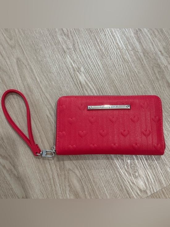 Betsey Johnson Handbags - Betsey Johnson hot pink Heart Embossed vegan leather Wristlet Wallet nwot